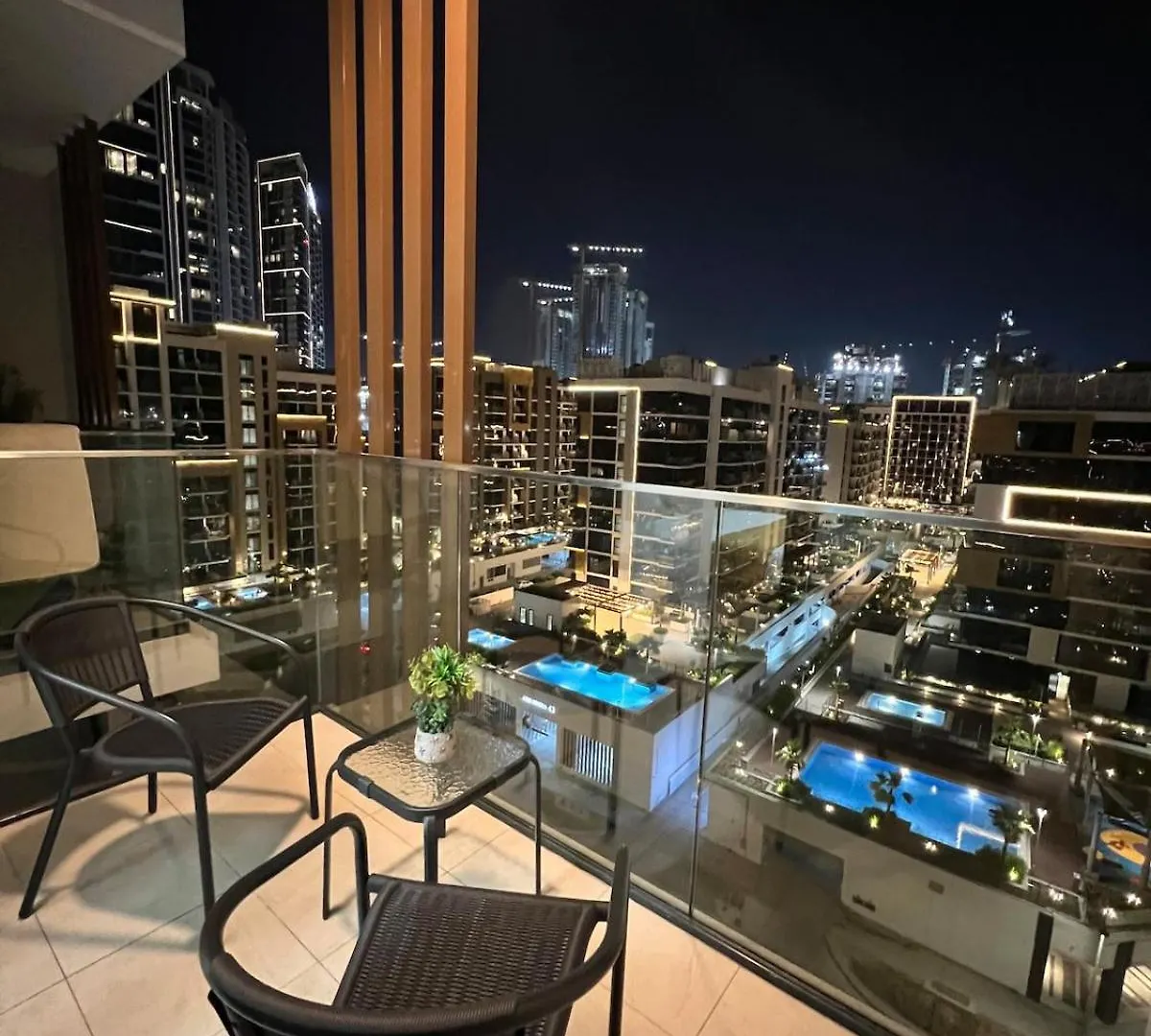 Brand New Studio Near Burj Khalifa & Dubai Mall 0*,